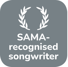 Melanie Lowe award-winning South African singer-songwriter