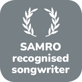 Melanie Lowe award-winning South African singer-songwriter